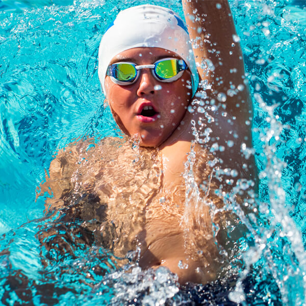Cours de natation pour adolescents