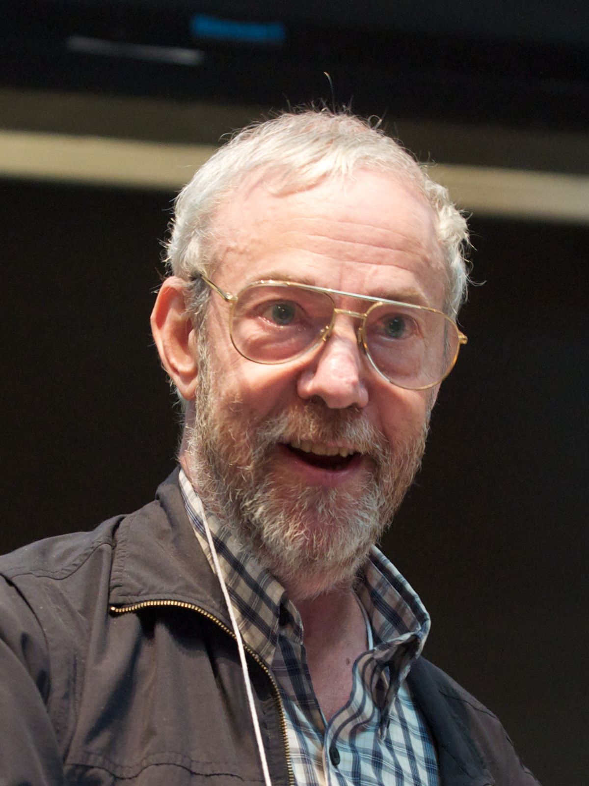 Dr. Howard Lasnik Howard Lasnik